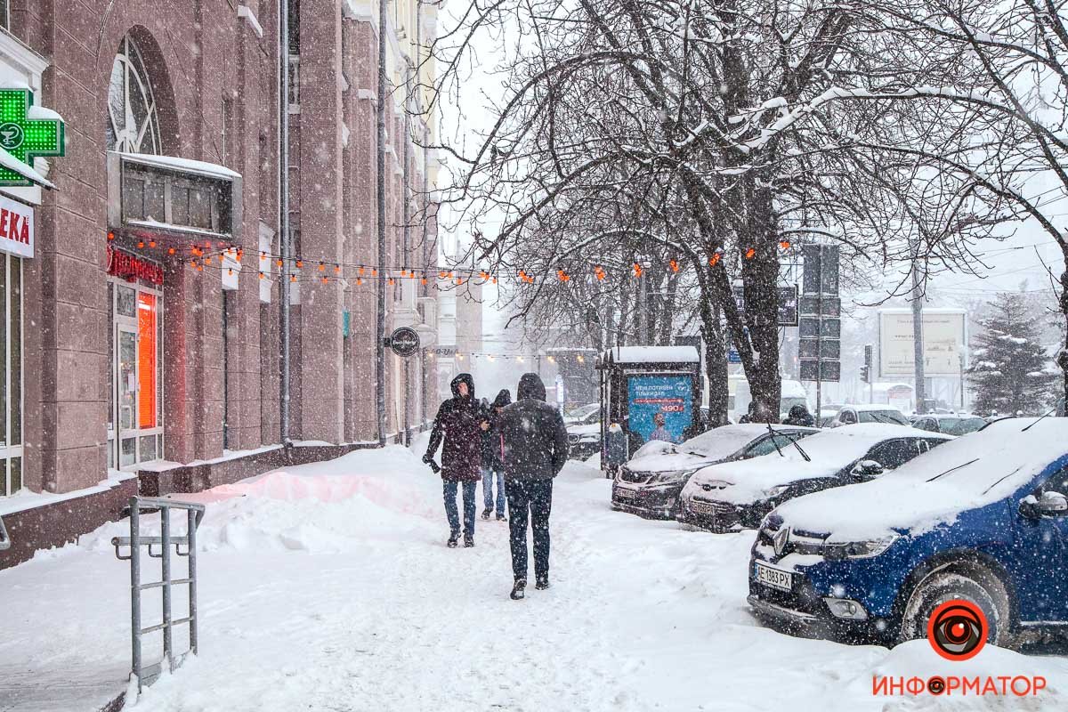 Фото красивого снегопада в Днепре: как зарядиться праздничным настроением 23