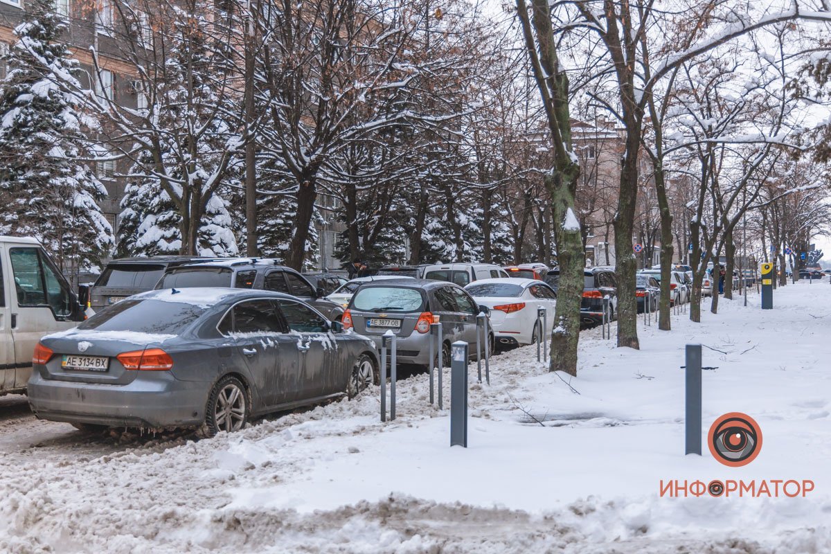 Расчистили ли платные парковки в Днепре после снежной бури 3