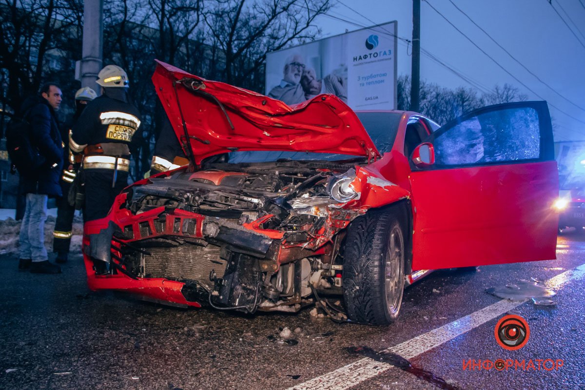 Авария произошла на ж/м Тополь
