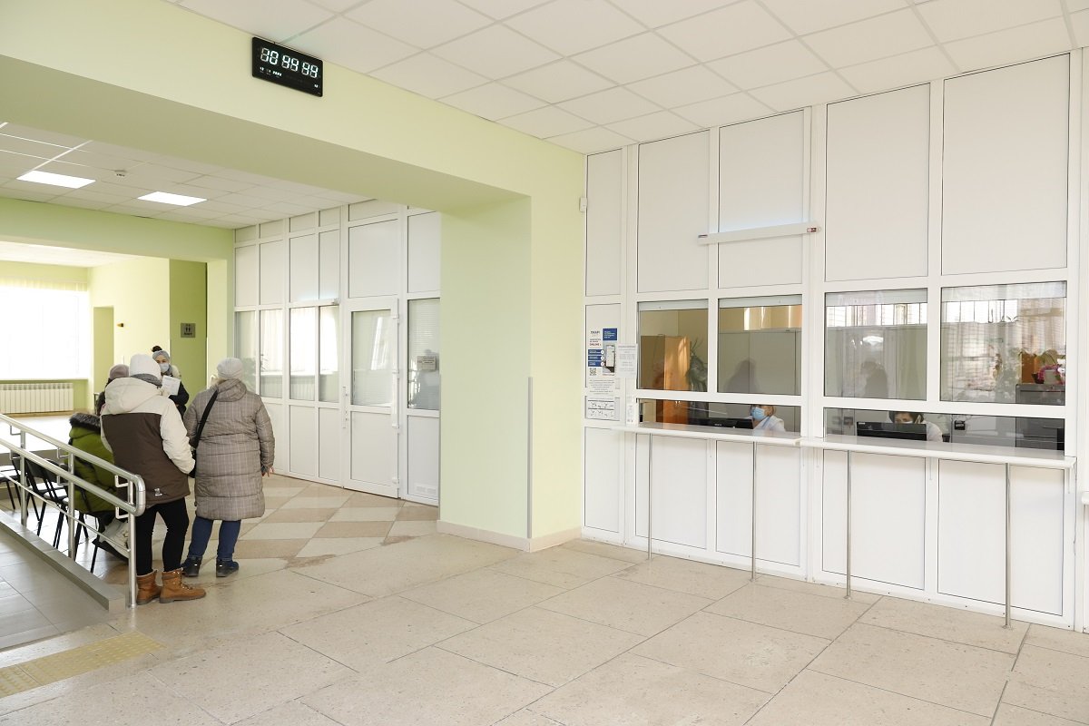 Как в Днепре проходит вакцинация подростков против COVID-19 4