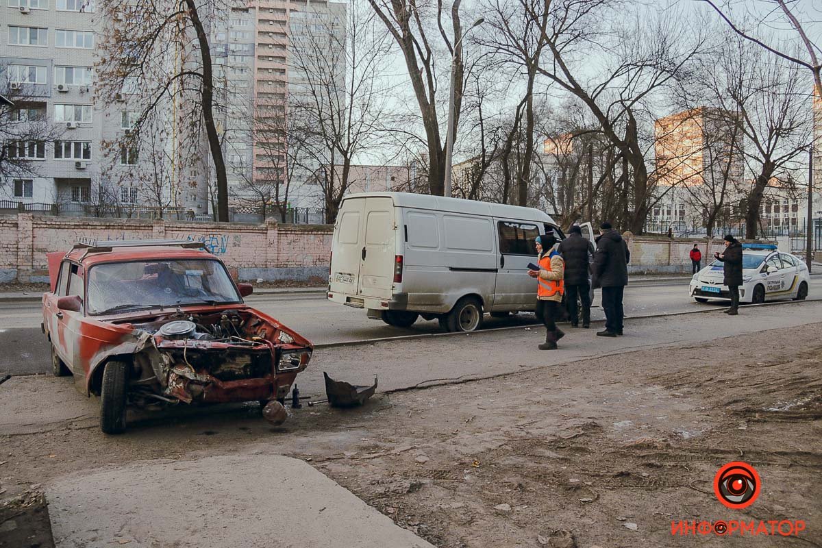 Собрались прохожие Собрались прохожие