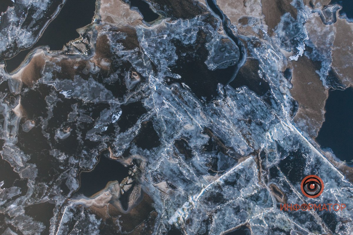 в тишине темноты,