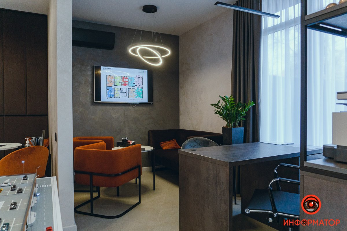 В Днепре напротив яхт-клуба "Сич" строится многофункциональный комплекс бизнес-класса PEYOT 7