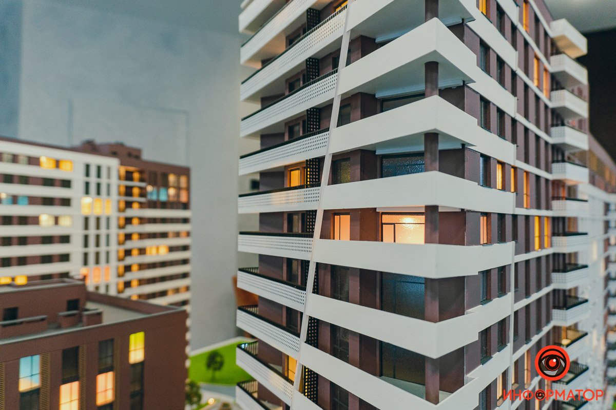 В Днепре напротив яхт-клуба "Сич" строится многофункциональный комплекс бизнес-класса PEYOT 10