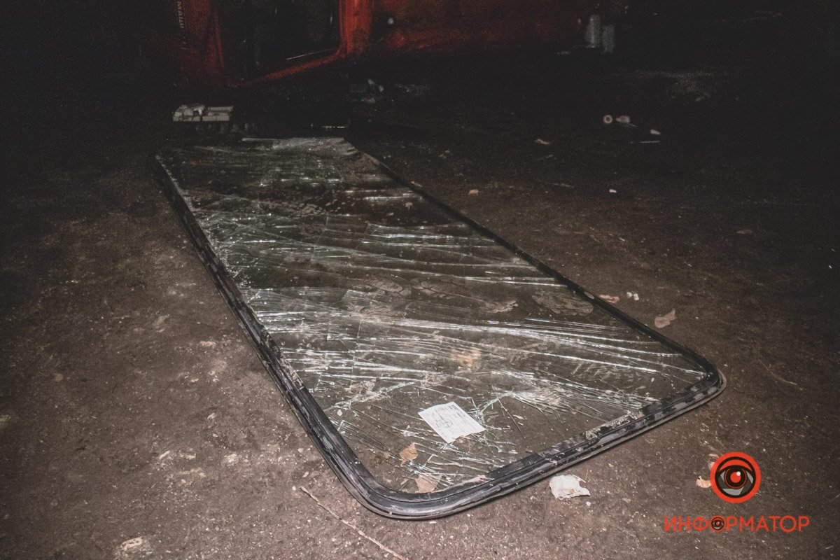 Лобовое стекло