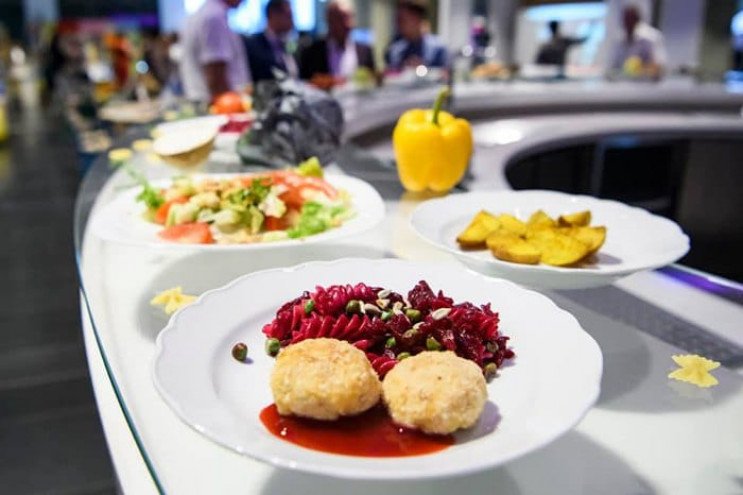 Почему школьное меню от Клопотенко вызвало бурю возмущения 1