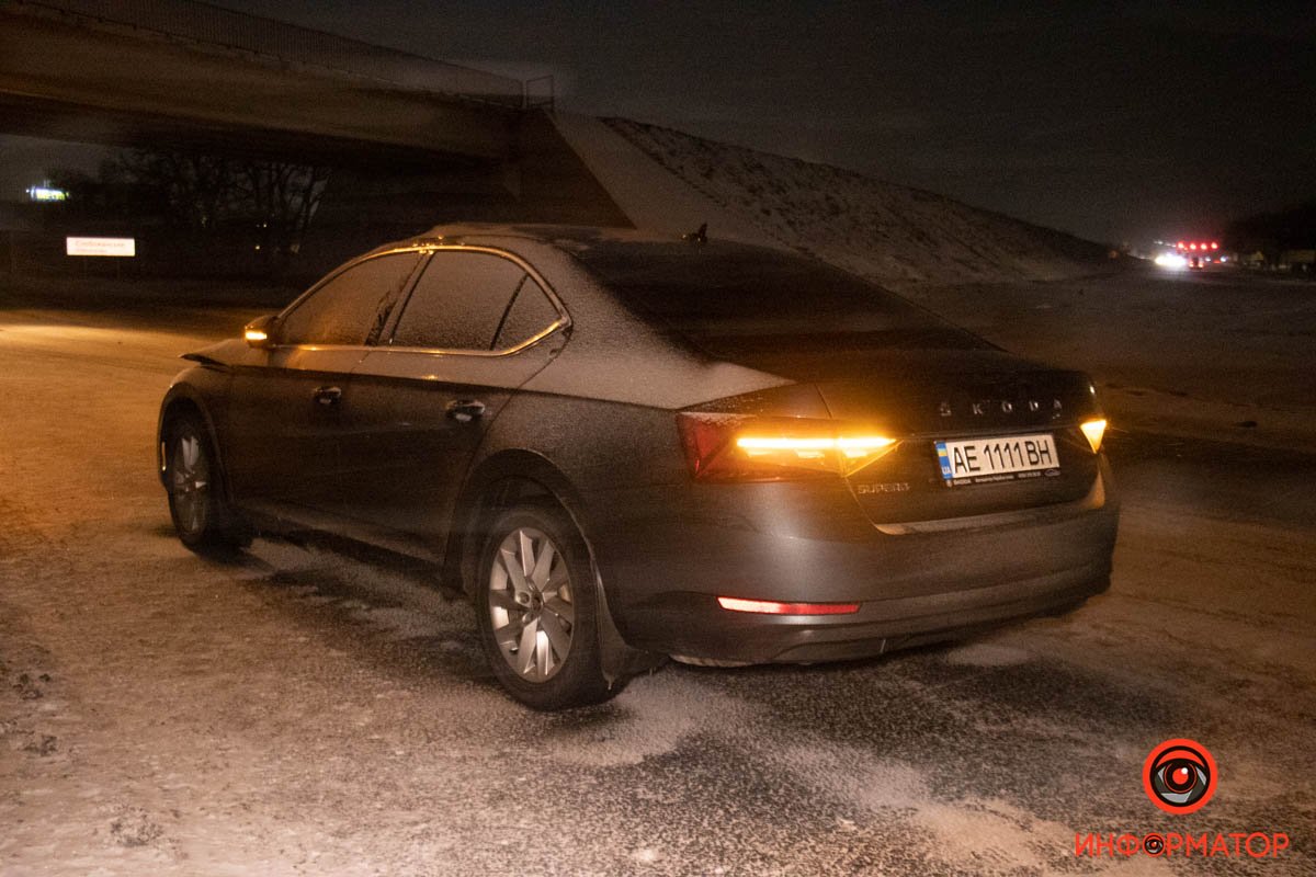 Skoda на скорости сбила мужчину Skoda на скорости сбила мужчину