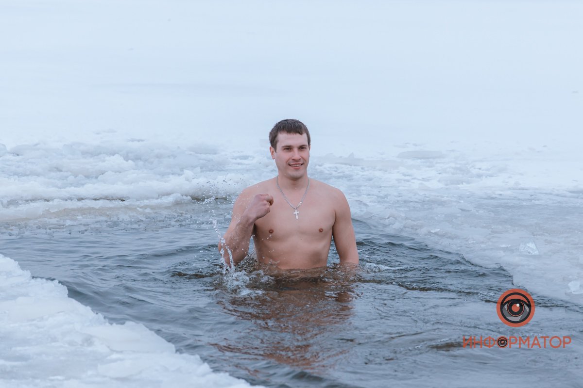 "Н" - "невозмутимость" "Н" - "невозмутимость"