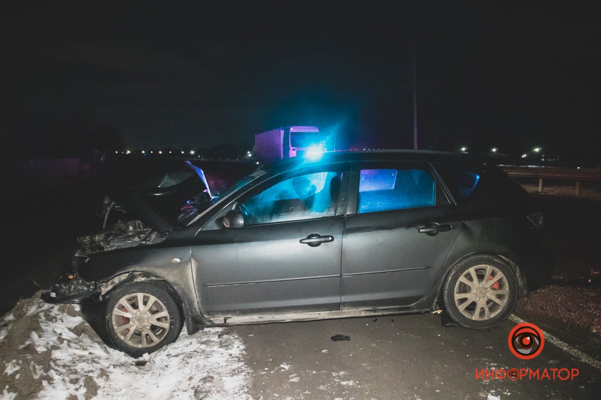 В машине находился мужчина и ребенок