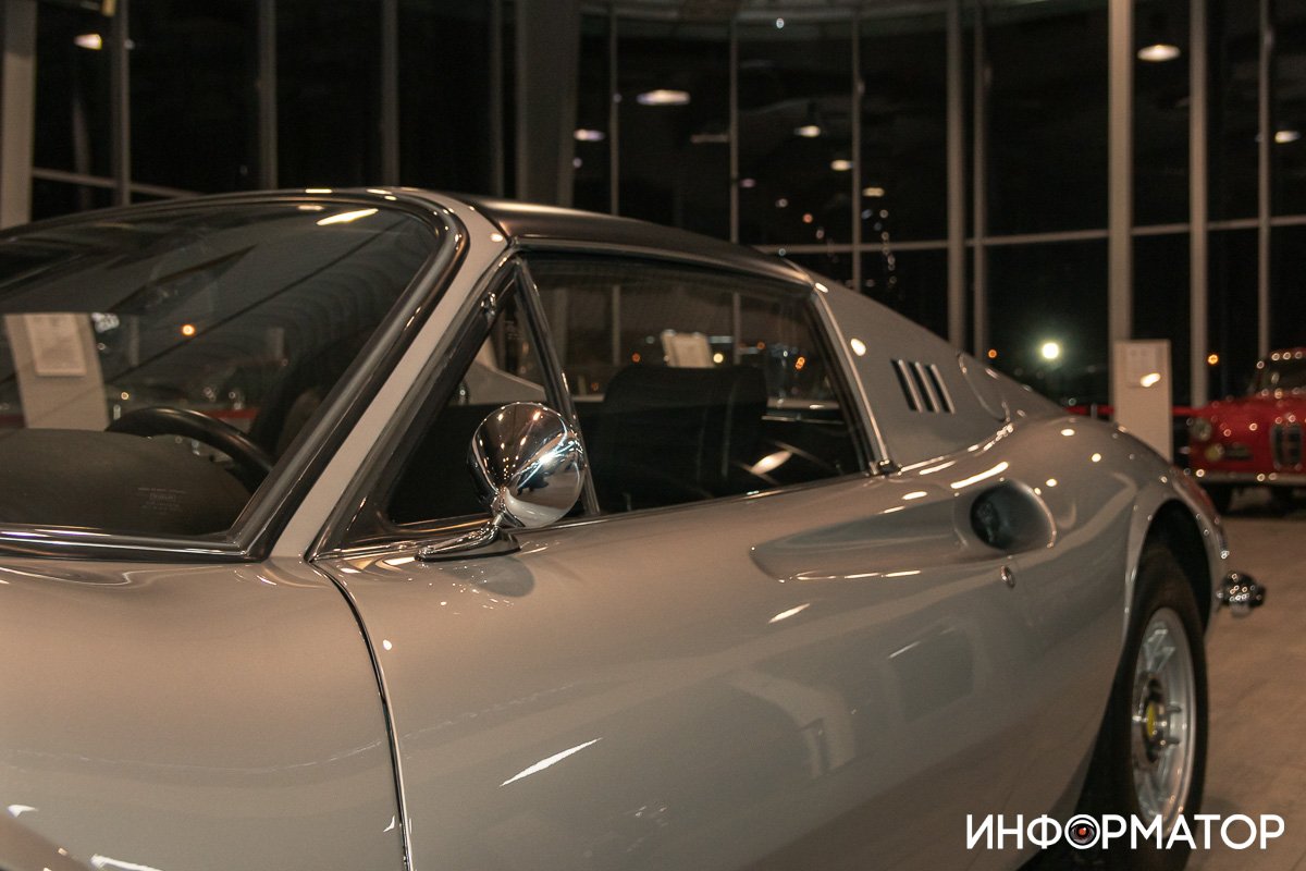 Кузов "тарга", со съемной крышей