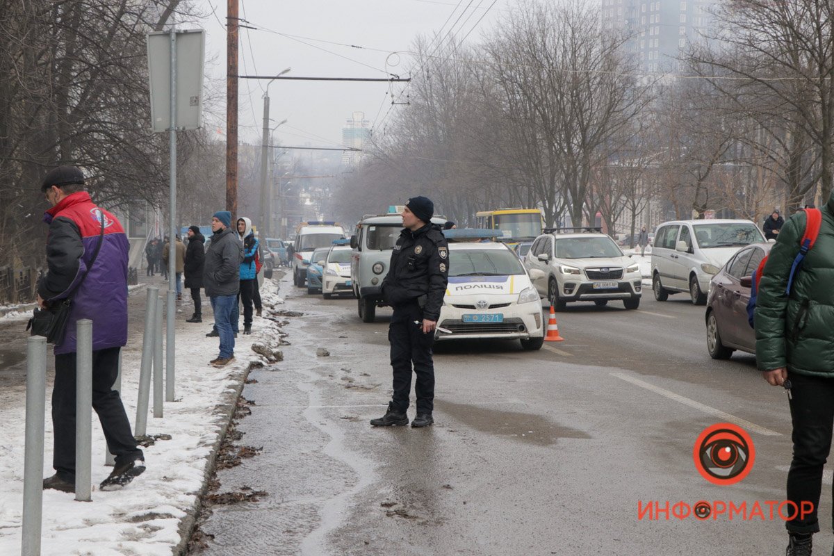 Правая полоса перекрыта