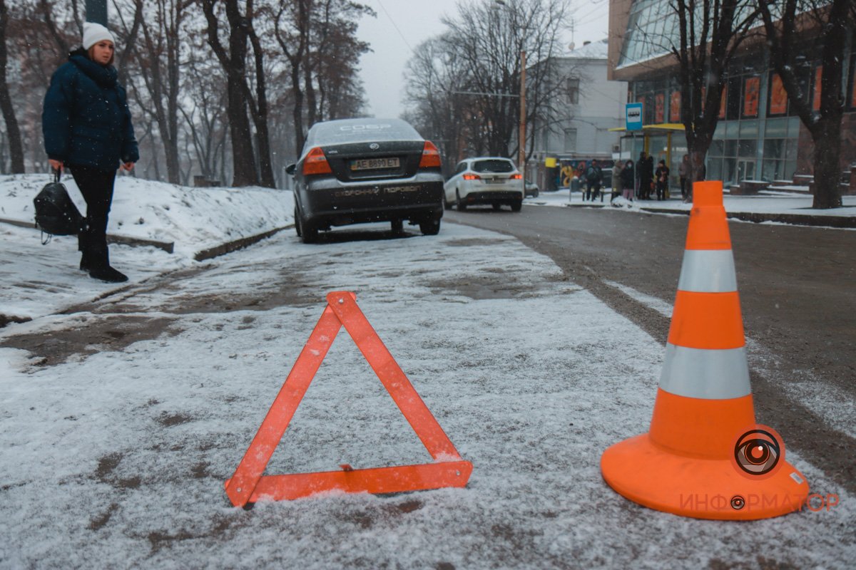 десь женщина попала под колеса автомобиля ЗАЗ Vida