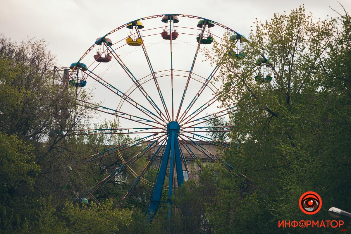 Парк давно нуждается в ремонте