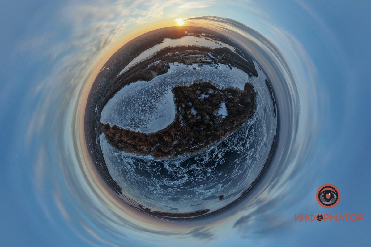 Заледеневший Днепр Заледеневший Днепр