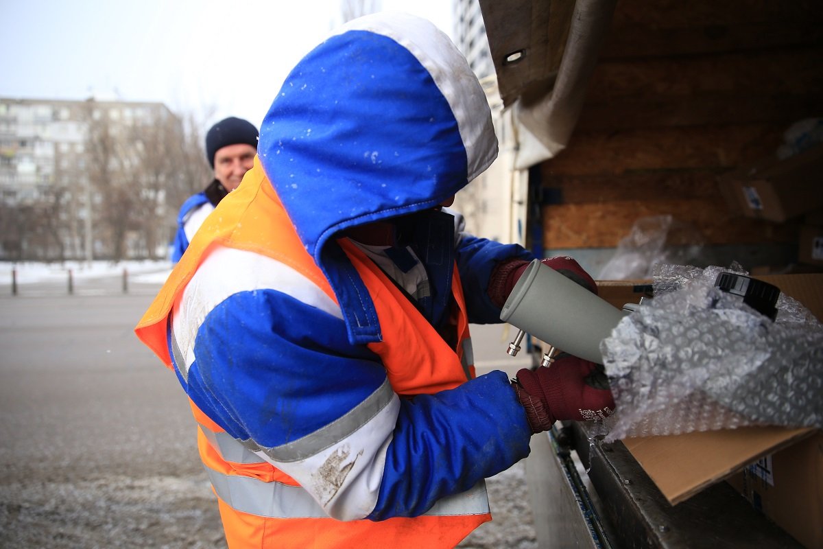 На Набережной Победы продолжают обновлять наружное освещение: где идут работы 5