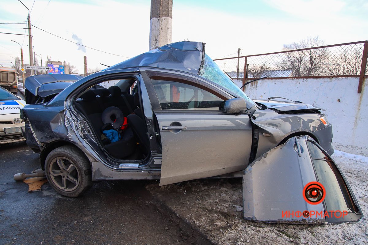Водителя забрала скорая помощь в больницу №6 Водителя забрала скорая помощь в больницу №6