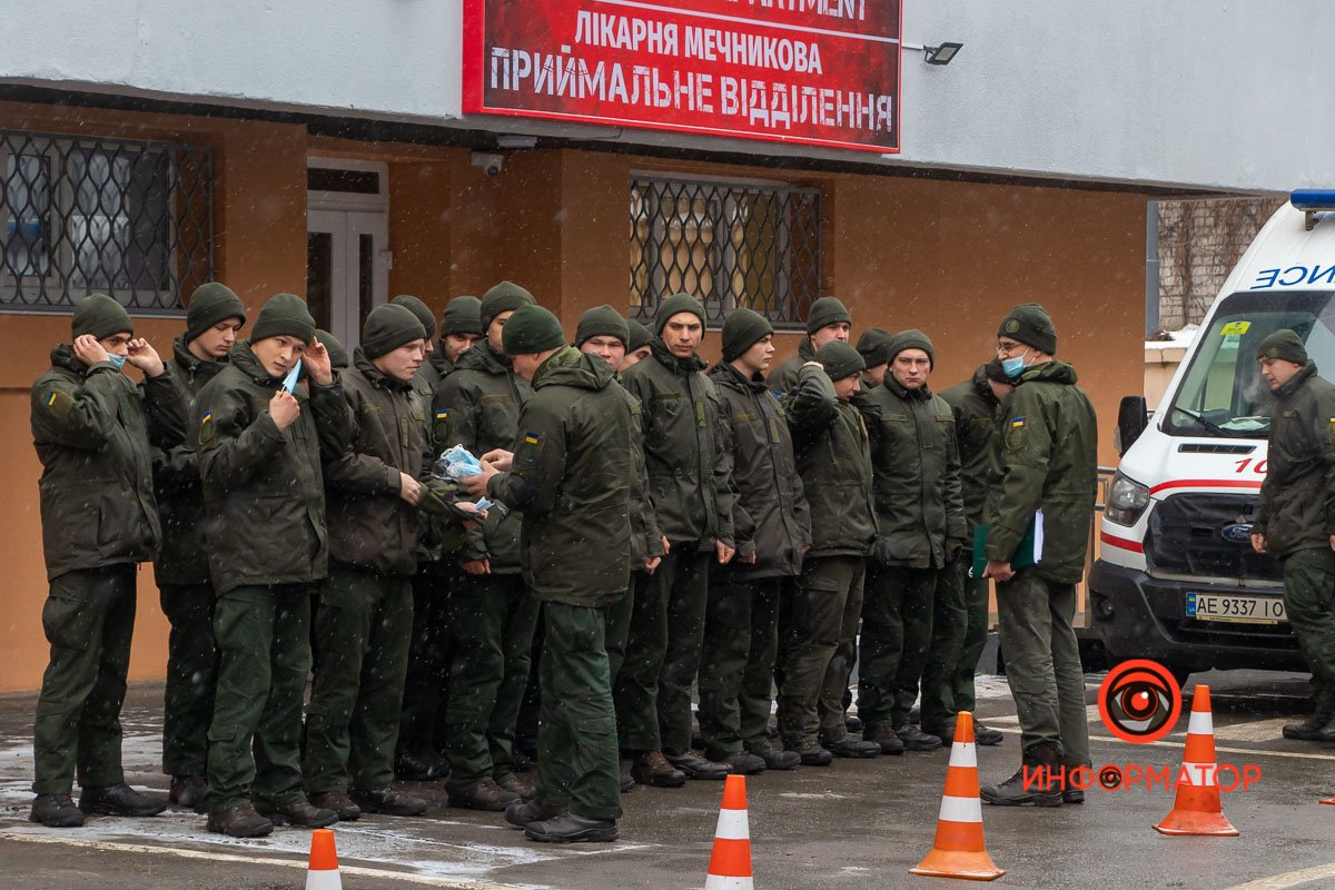 Все они прибыли помочь пострадавшим  Все они прибыли помочь пострадавшим