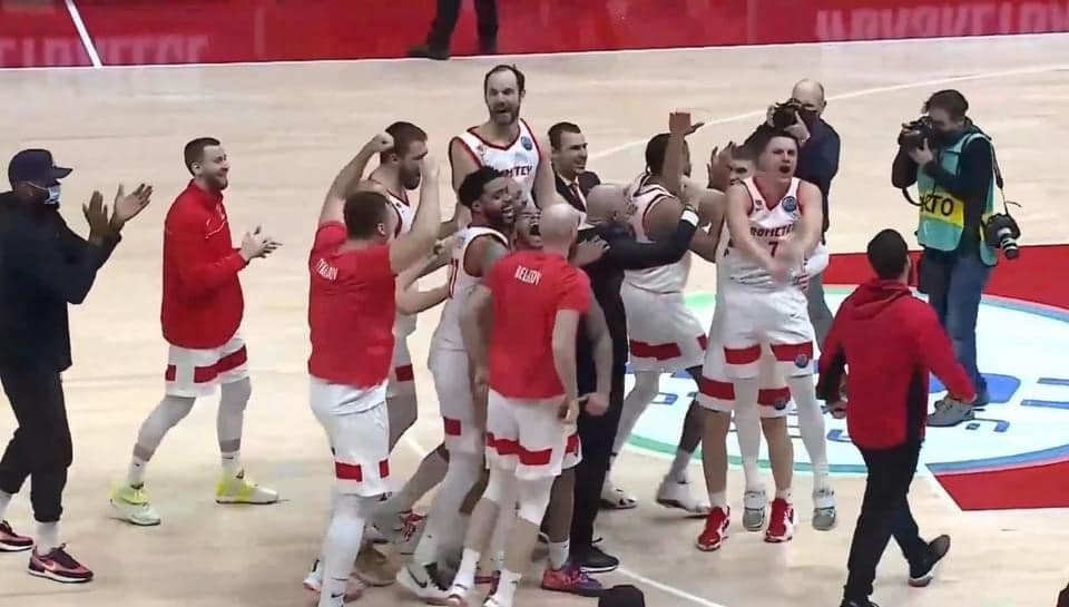 БК «Прометей» победил БК «Хапоэль» и вошел в ТОП-16 Лиги Чемпионов 1