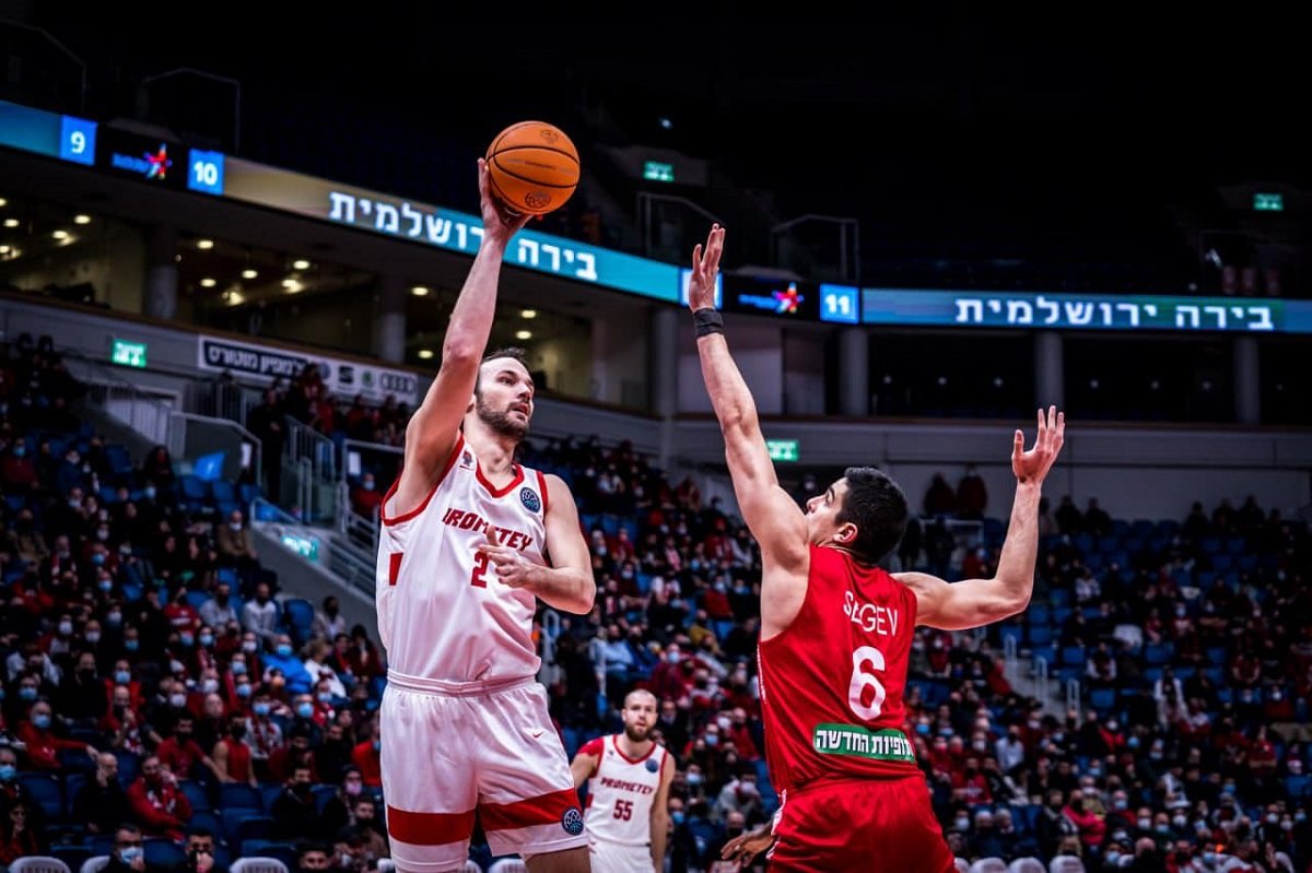 БК «Прометей» победил БК «Хапоэль» и вошел в ТОП-16 Лиги Чемпионов 3
