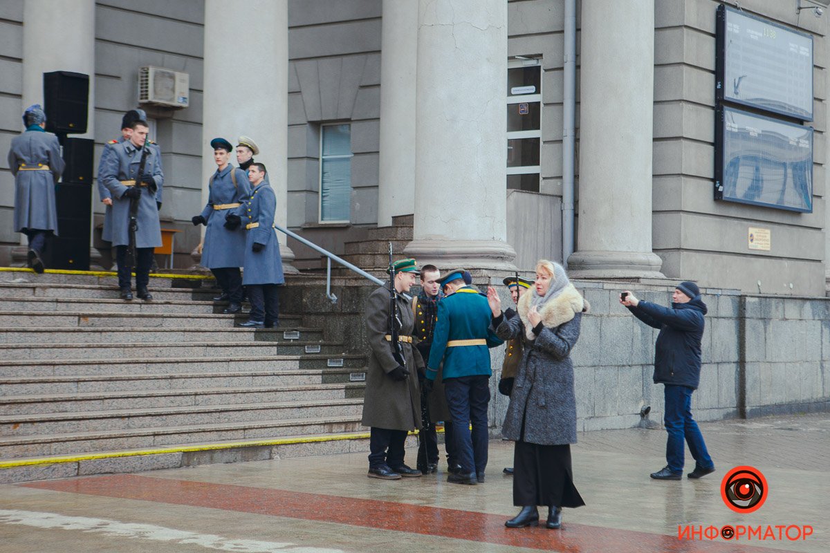 Вот так отправляли матери своих детей 