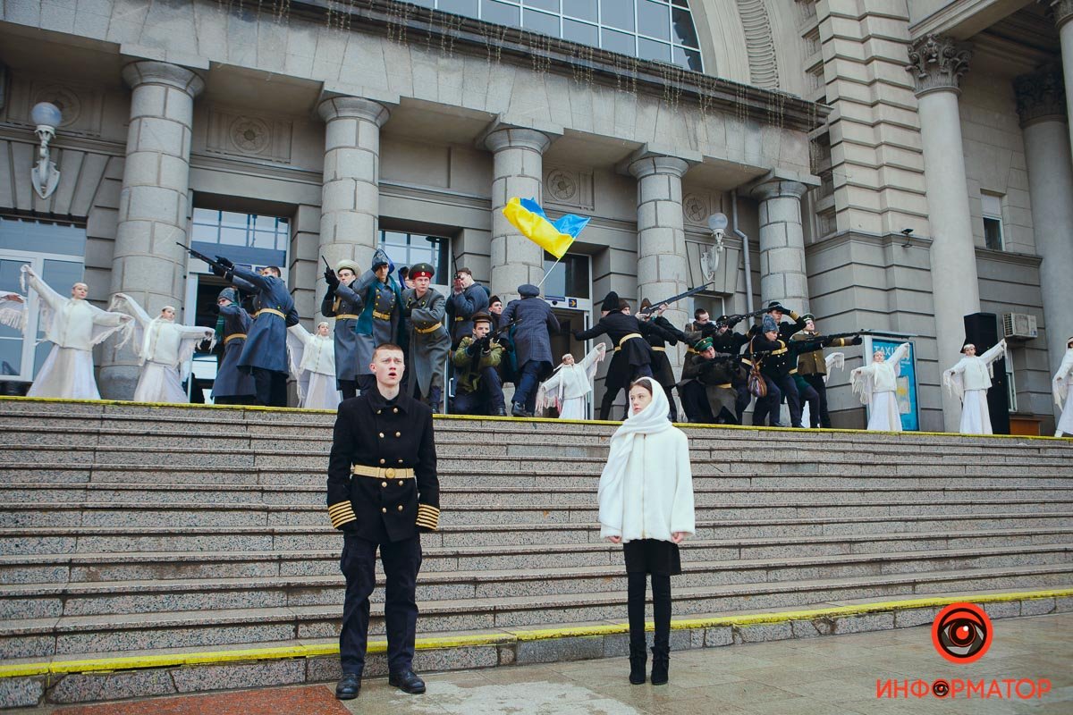 Символ юности и невинности Украинских ребят, которые погибли 