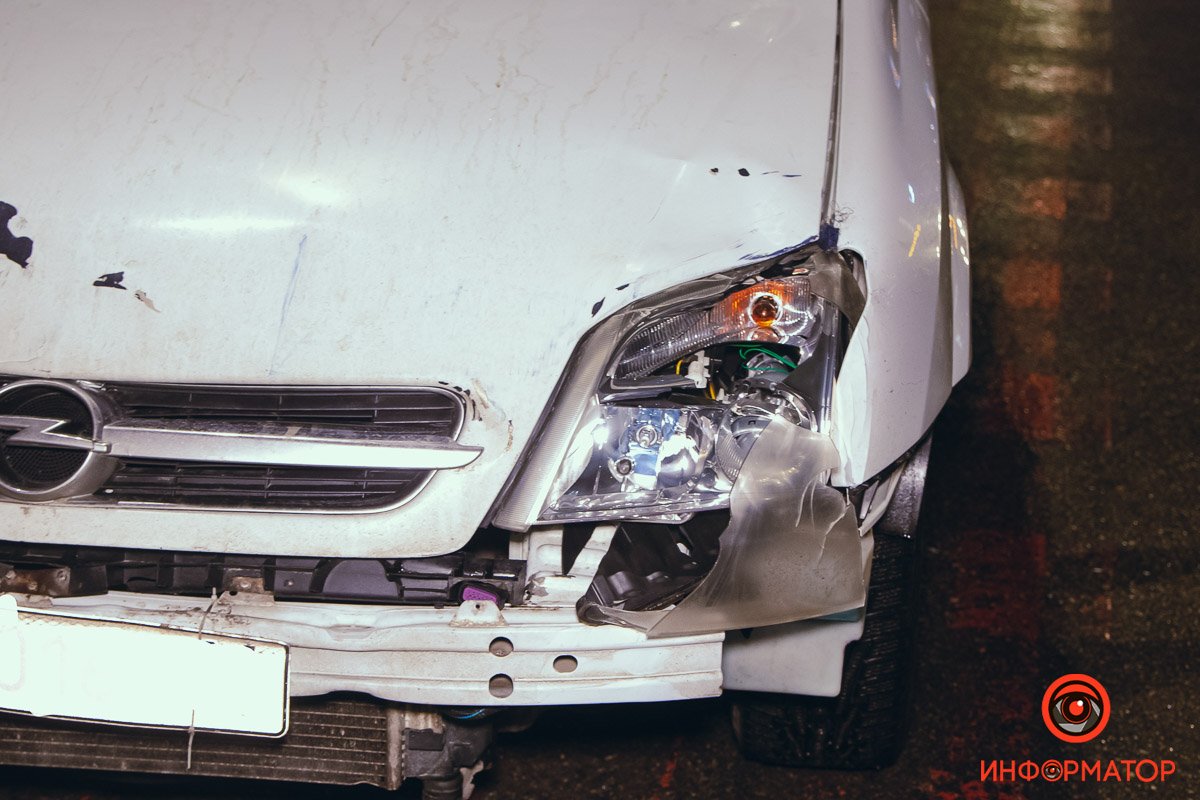 Это произошло недалеко от подземного перехода Это произошло недалеко от подземного перехода