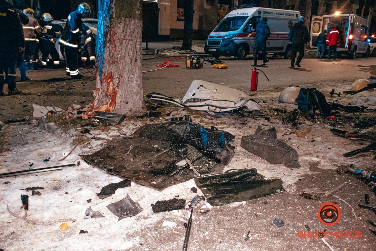 На Вернадского Fiat врезался в дерево