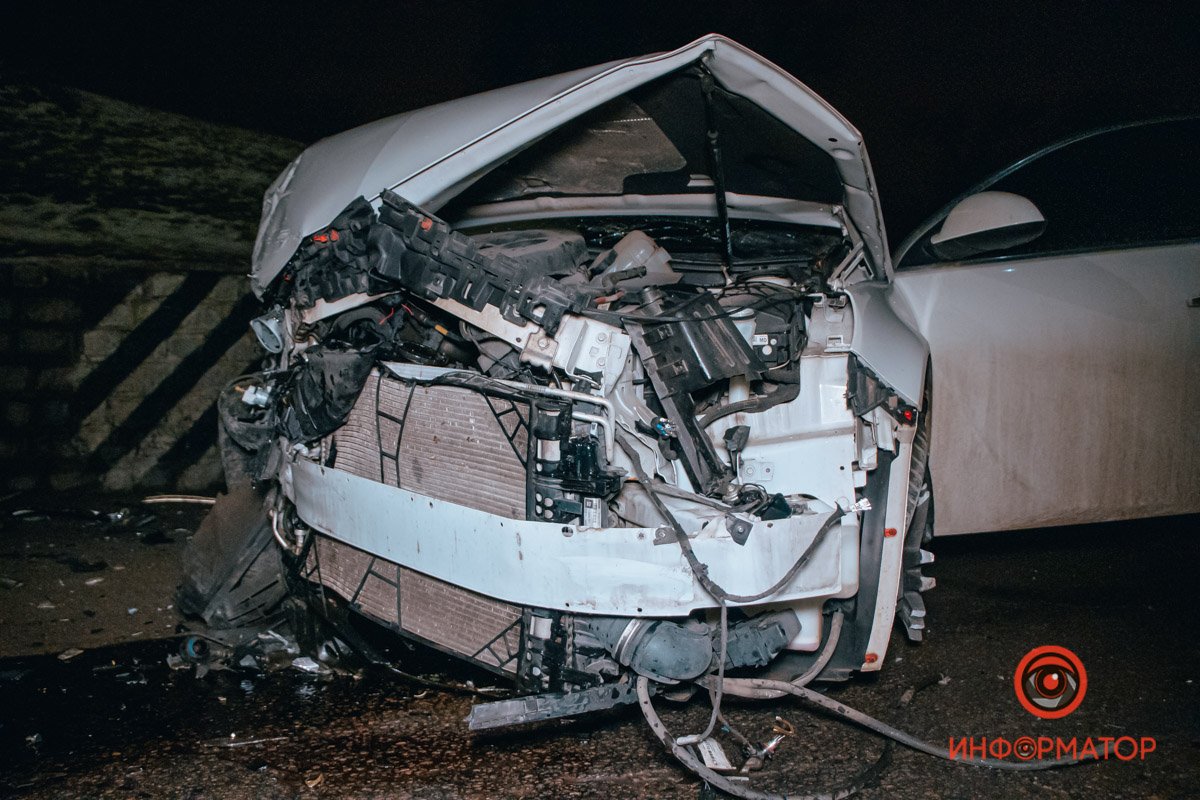 В салоне находились супруги