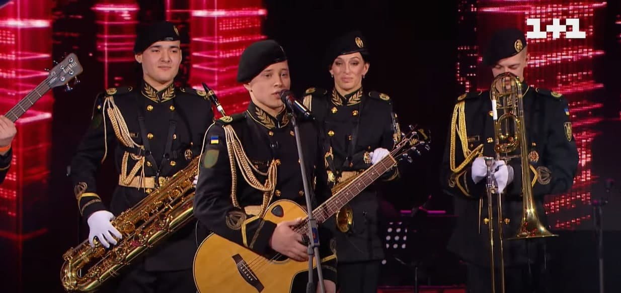 Оркестр 194-й понтонно-мостового полка из Новомосковска