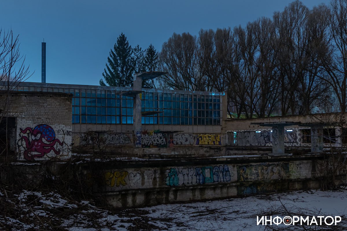 Не успеваешь уловить все детали 
