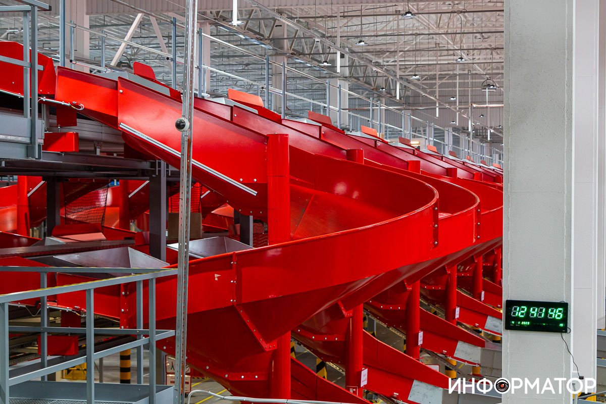 Для сортування посилок вагою від 2 до 30 кілограмів