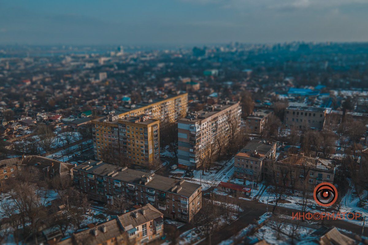 Высоко сижу, далеко гляжу Высоко сижу, далеко гляжу