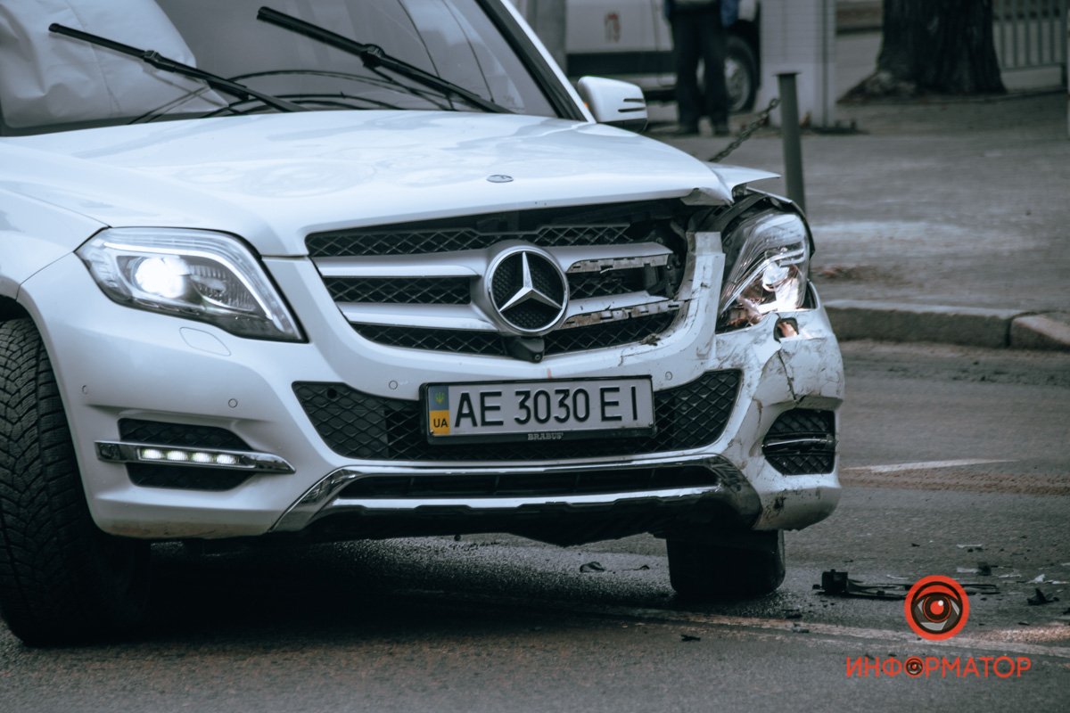 Пострадал водитель Mercedes