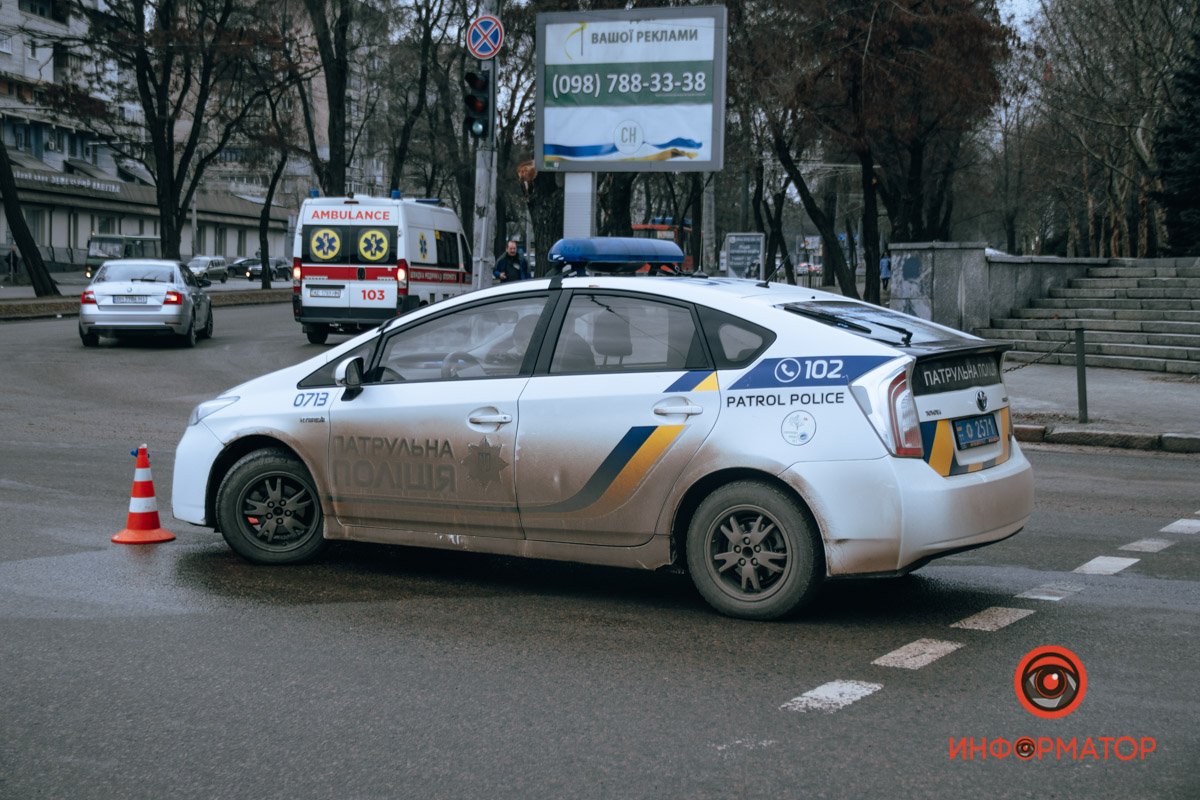 На месте полиция и скорая