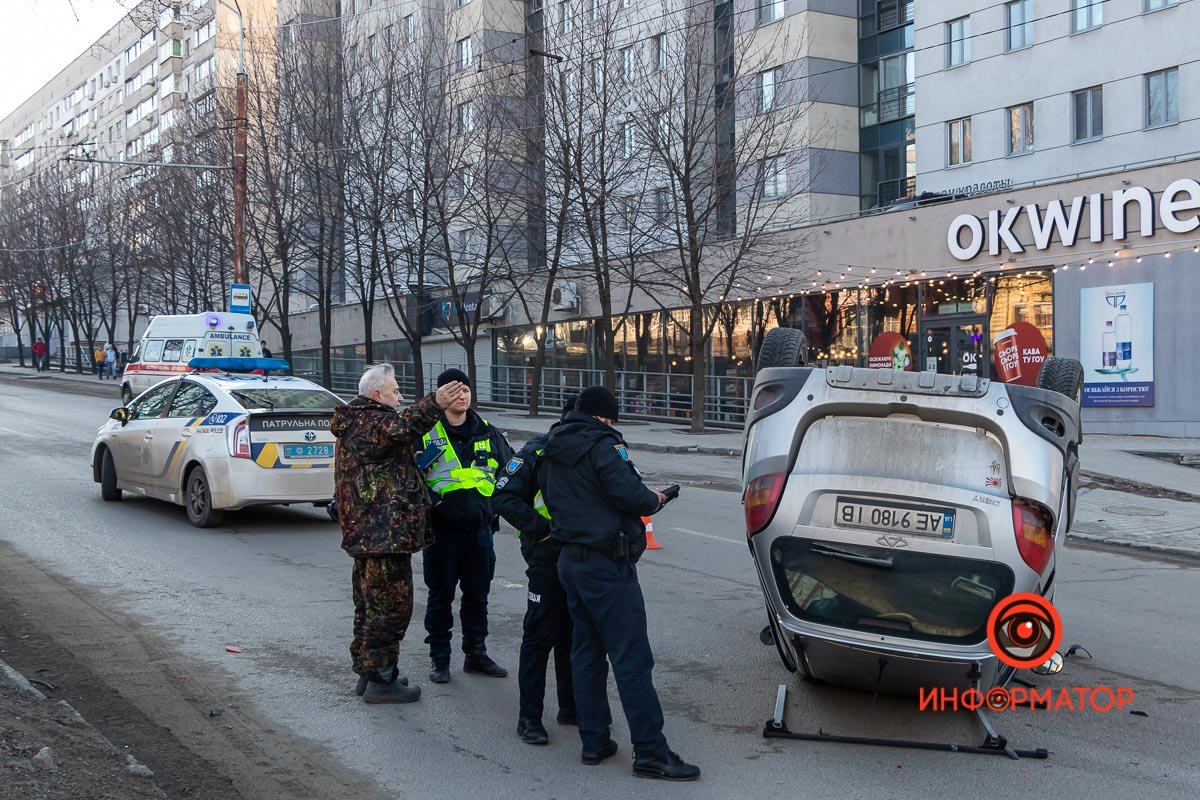 К счастью, в результате ДТП пострадавших нет К счастью, в результате ДТП пострадавших нет