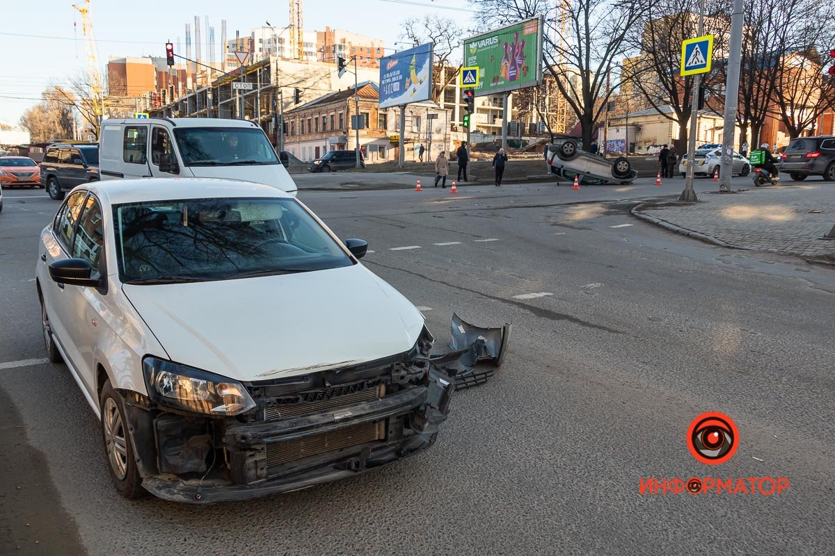 Volkswagen лишился бампера Volkswagen лишился бампера