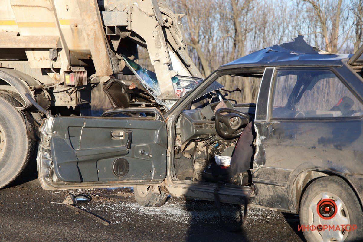 У водителя ВАЗ - перелом позвоночника