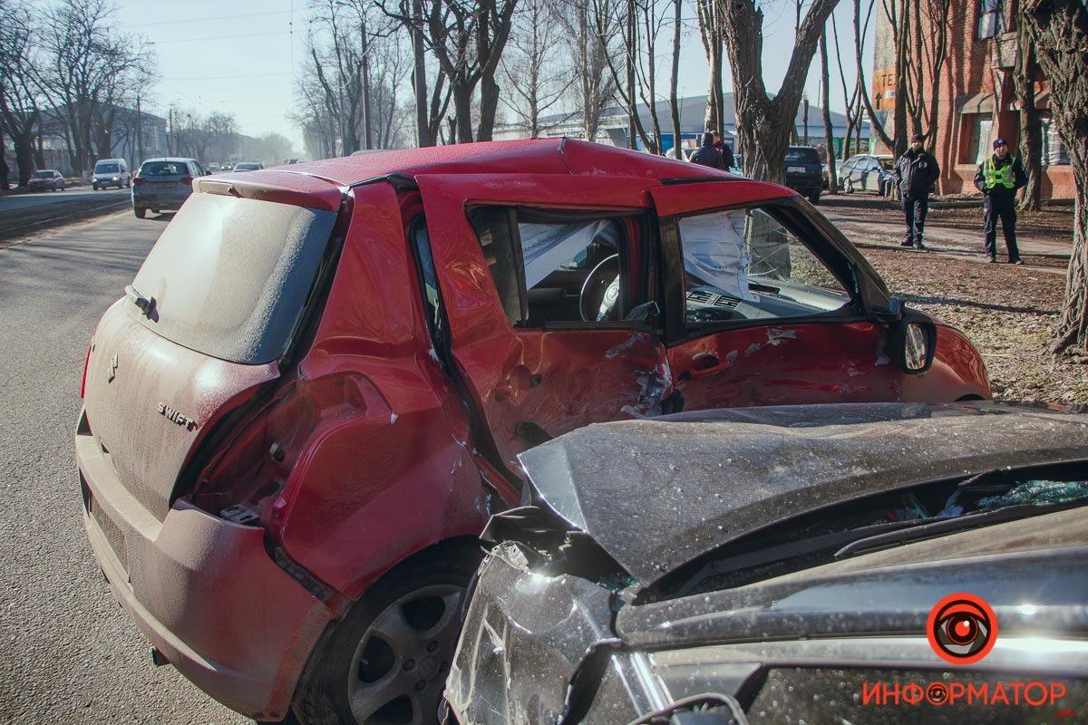 Их доставили в больницу Их доставили в больницу