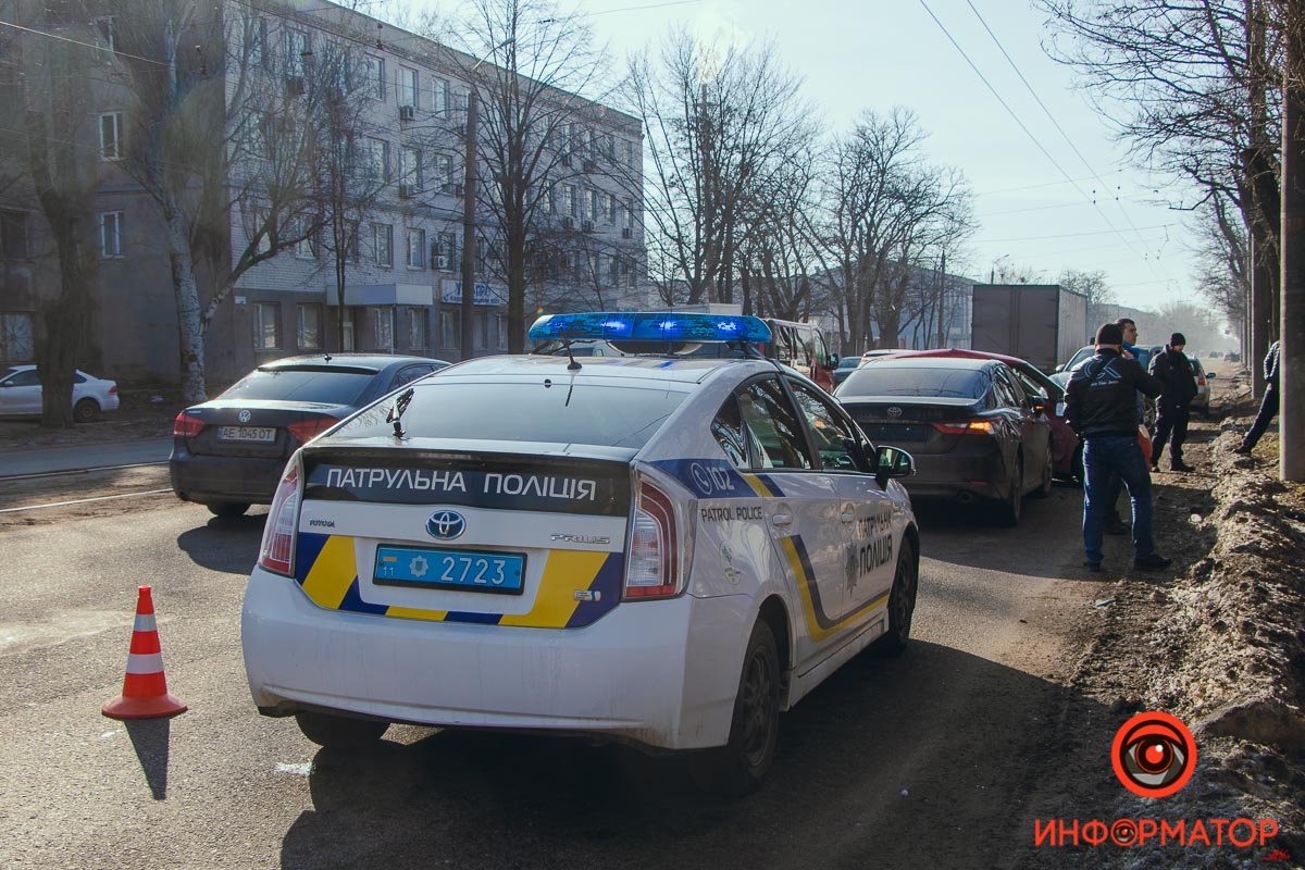 Проезд не затруднен Проезд не затруднен