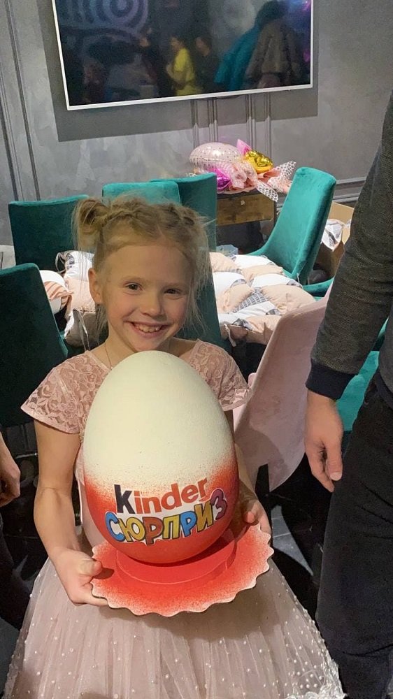 Торт от Dkids, который нужно разбивать молотком, поразит и детей, и взрослых 1