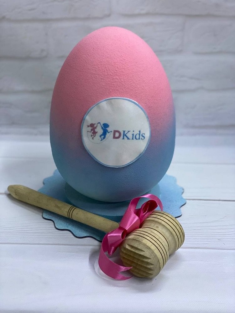 Торт от Dkids, который нужно разбивать молотком, поразит и детей, и взрослых 4