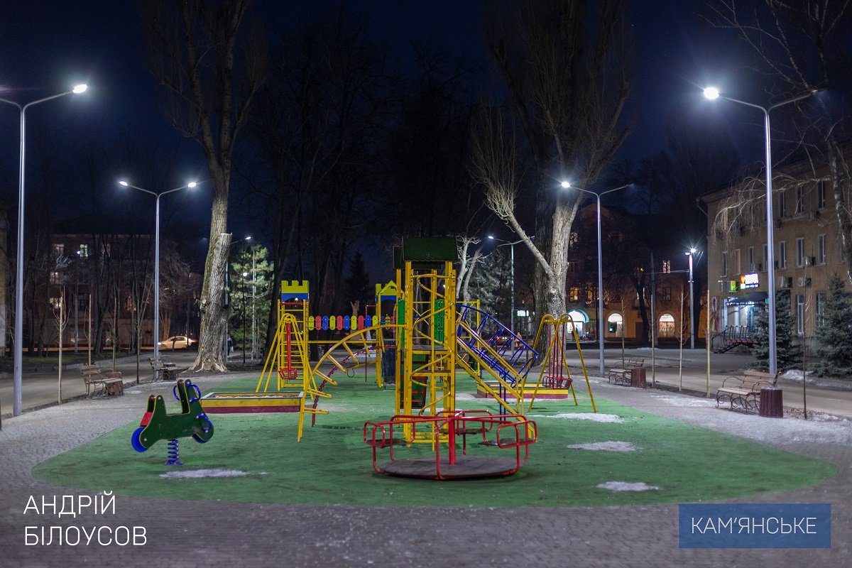 Освещенность улиц в Каменском увеличилась с 15 до 95 % 7