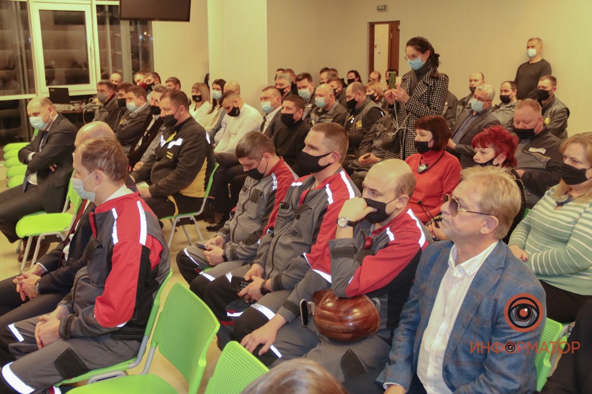 По 2013 год собрания YES проходили в Ялте, а после оккупации Крыма – в Киеве По 2013 год собрания YES проходили в Ялте, а после оккупации Крыма – в Киеве