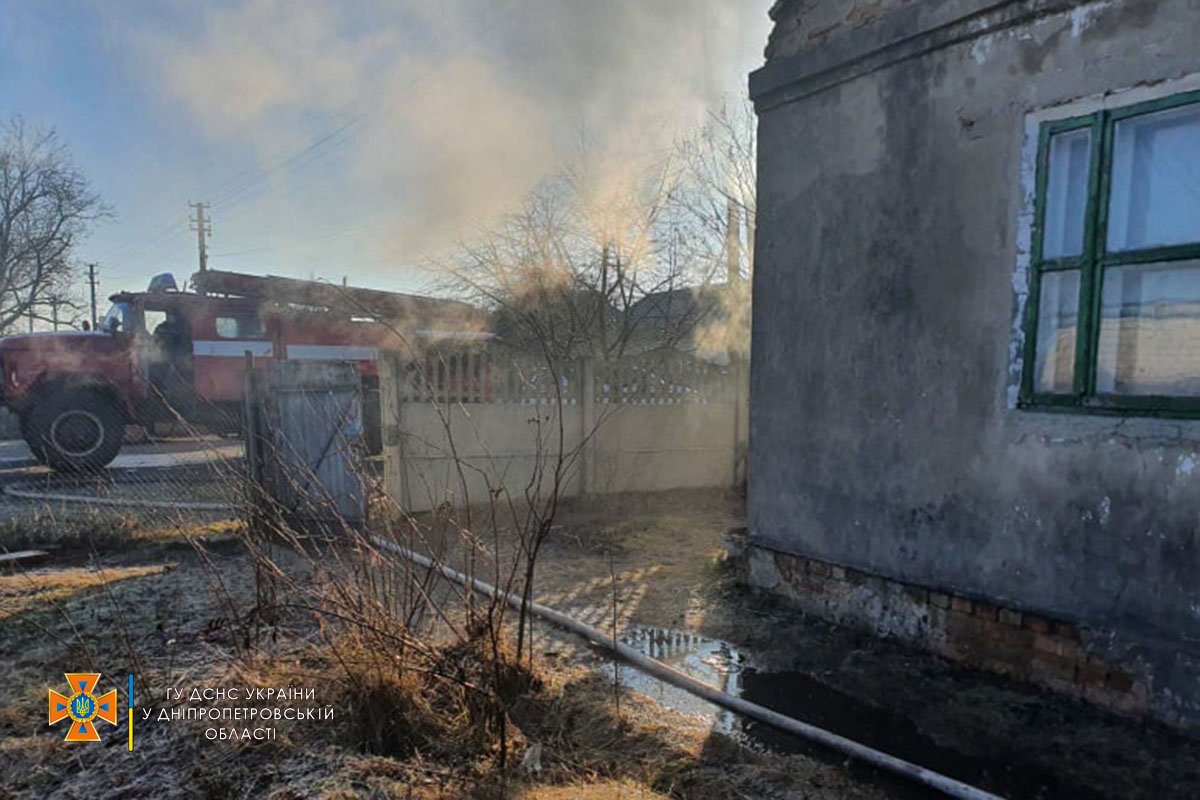 В Петриковке горел частный дом В Петриковке горел частный дом