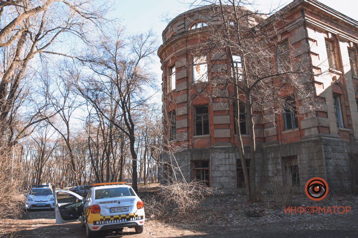 На месте дежурит патрульная полиция и муниципальная гвардия 
