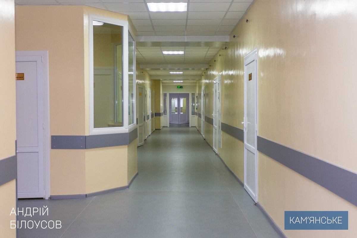 В Каменской больнице №7 после капремонта открылось терапевтическое отделение 8