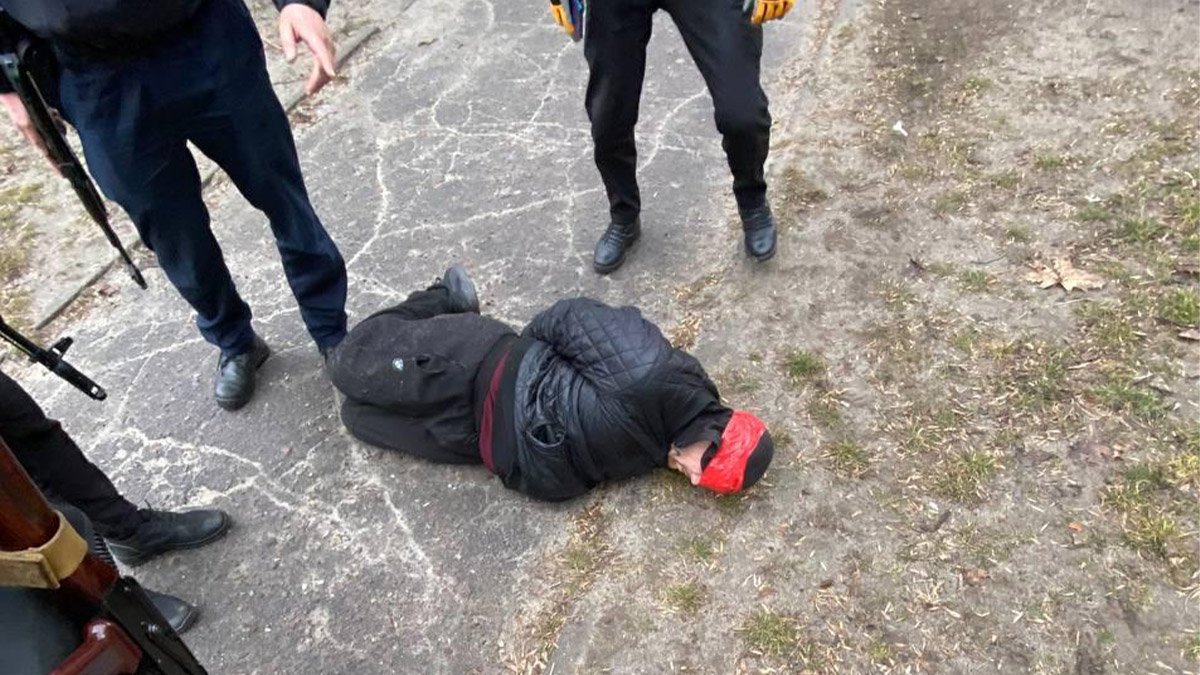 В Днепропетровской области задержали двух мужчин, которые планировали вооруженные разбойные нападения