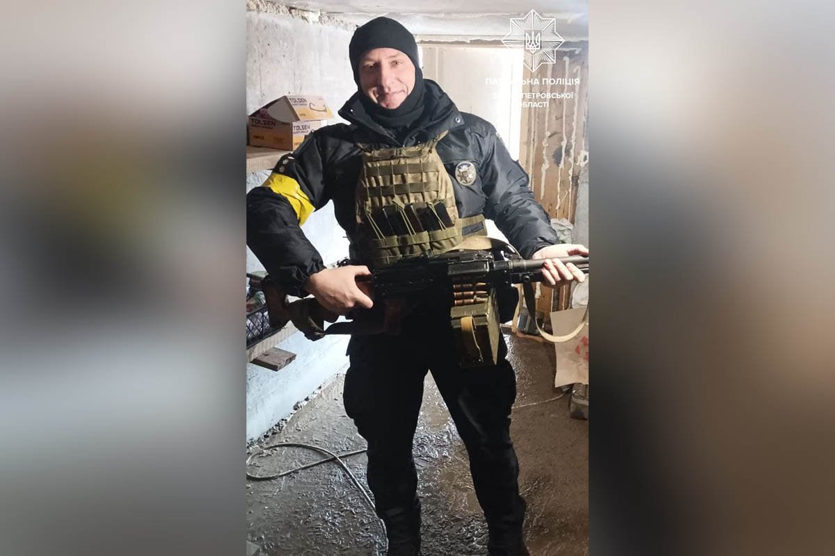 Утром 8 марта патрульный Днепра Артем Ворона был дома в Каменском. Утром 8 марта патрульный Днепра Артем Ворона был дома в Каменском.