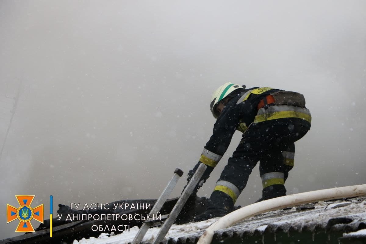 Здесь горел частный дом на двоих хозяев