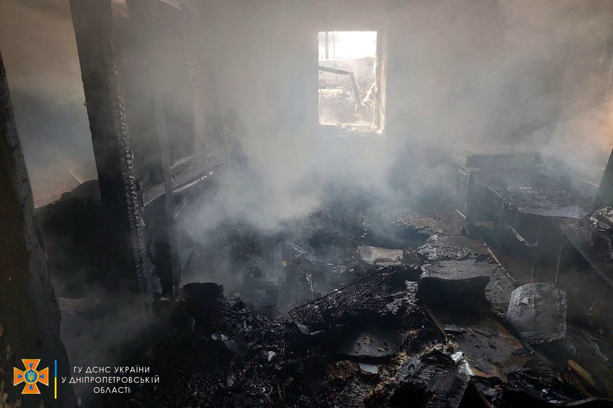 Внутри нашли труп Внутри нашли труп